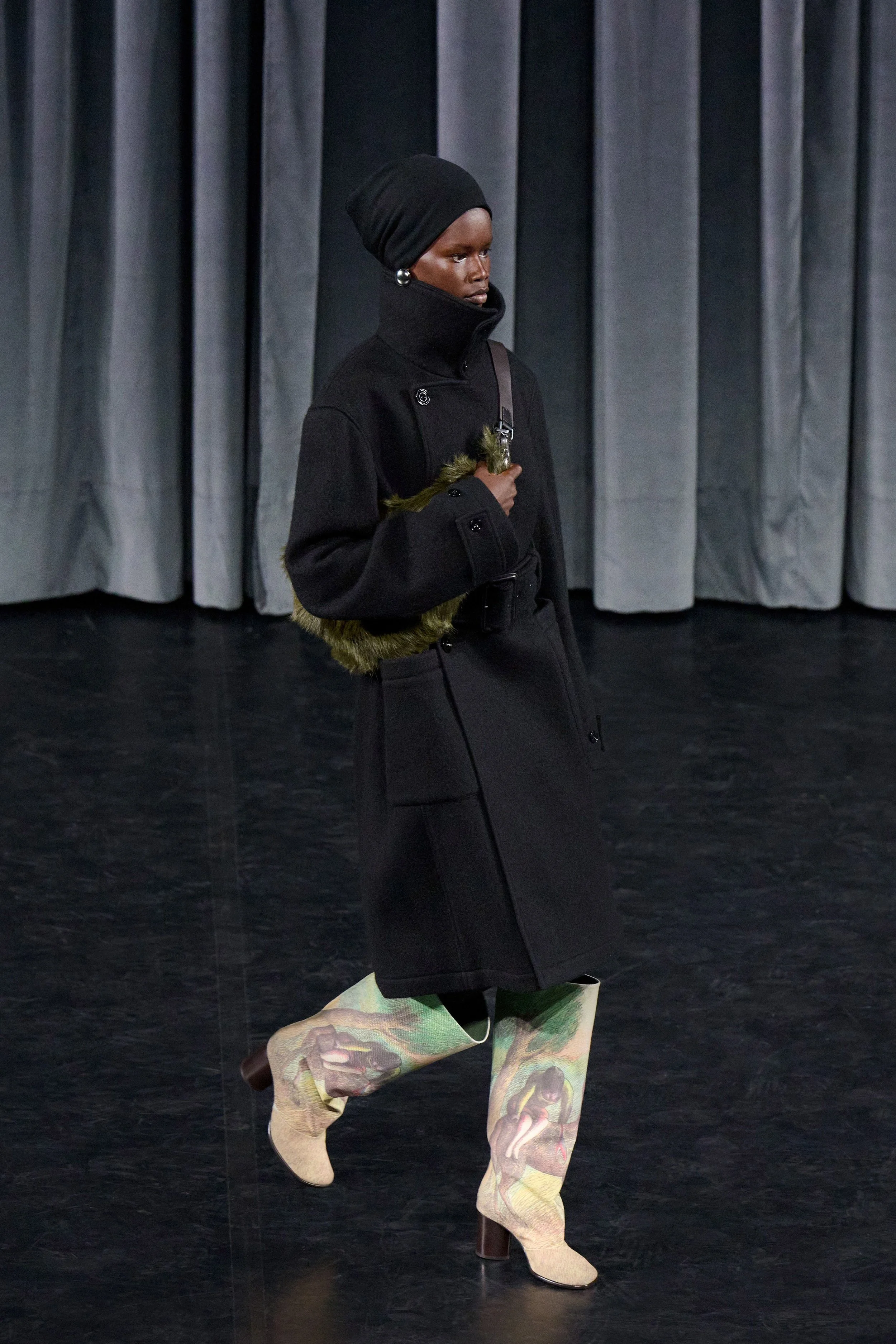 【新品】LEMAIRE ルメール FW23 SNOOD LEMAIRE FW26 - SHOW REPORT - BTB DIGITAL —